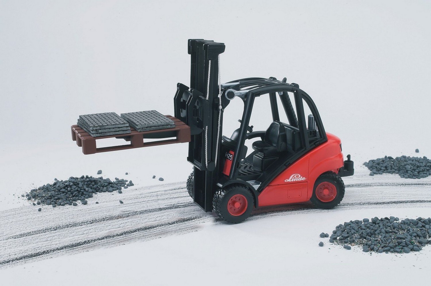 Muletto Linde con 2 pallette