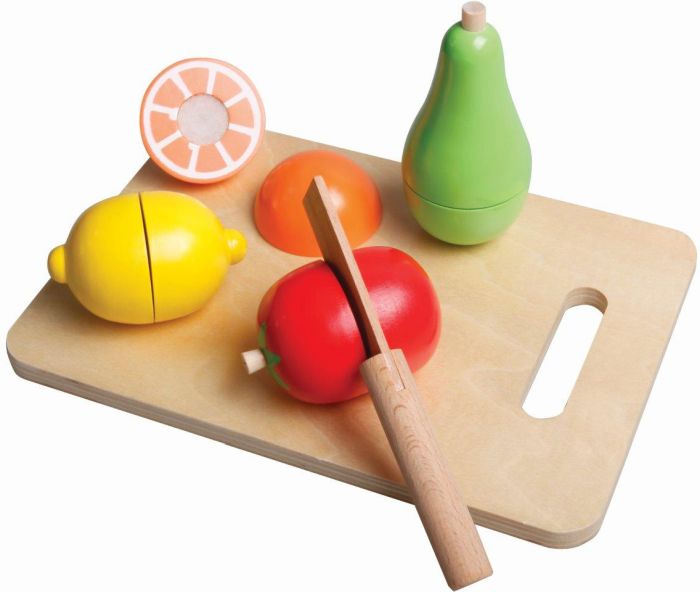 Tagliere con frutta in legno