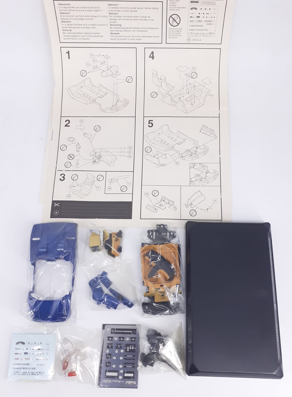Lamborghini Diablo Roadster Kit di montaggio 1/48