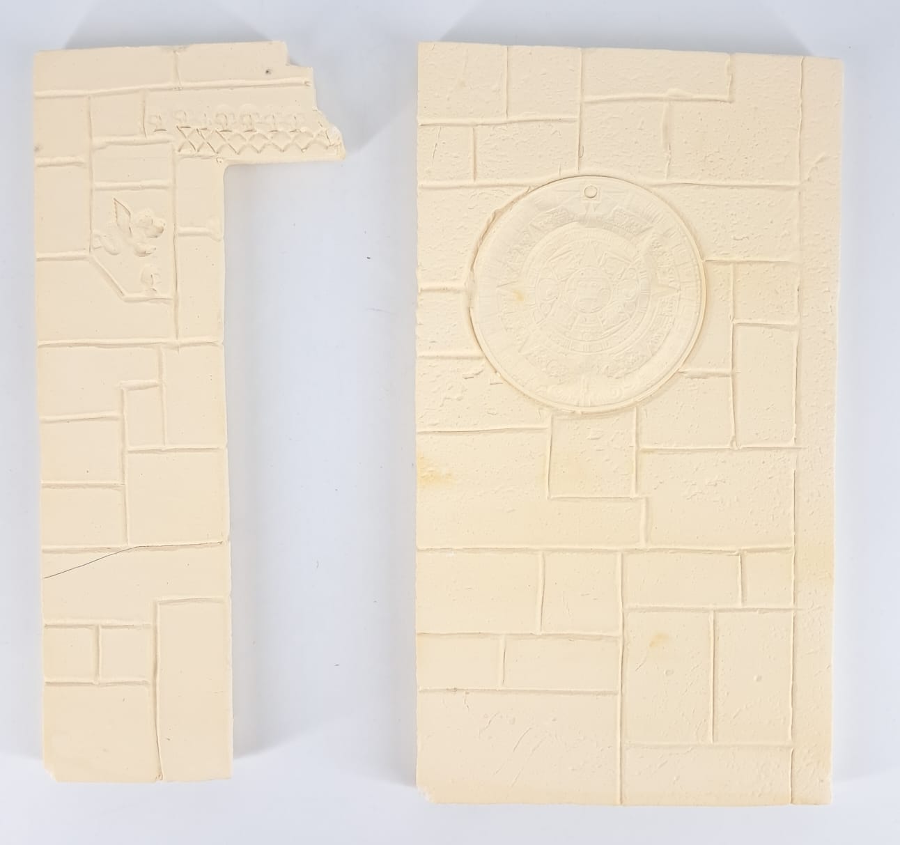 Muro azteco con effige in gesso scala 1/15