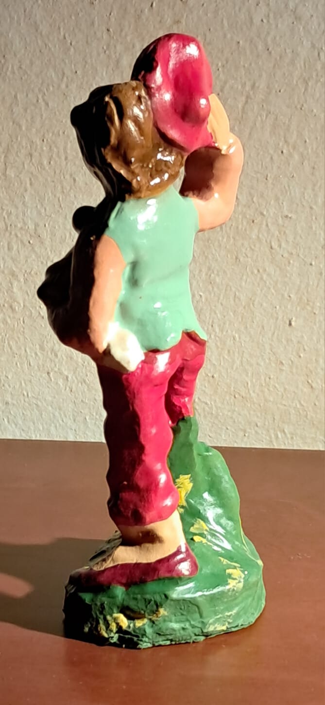 Uomo con oca statuina in gesso 10cm