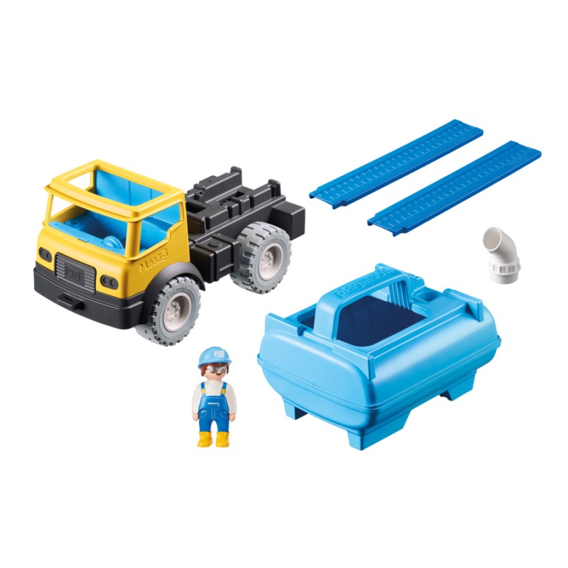 Camion con cisterna per acqua 