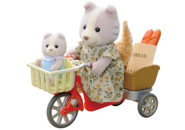 In bicicletta con la madre