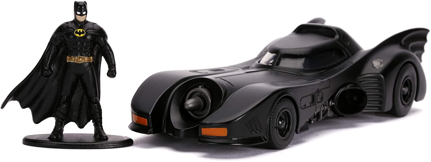 Batmobile 1989 con Batman