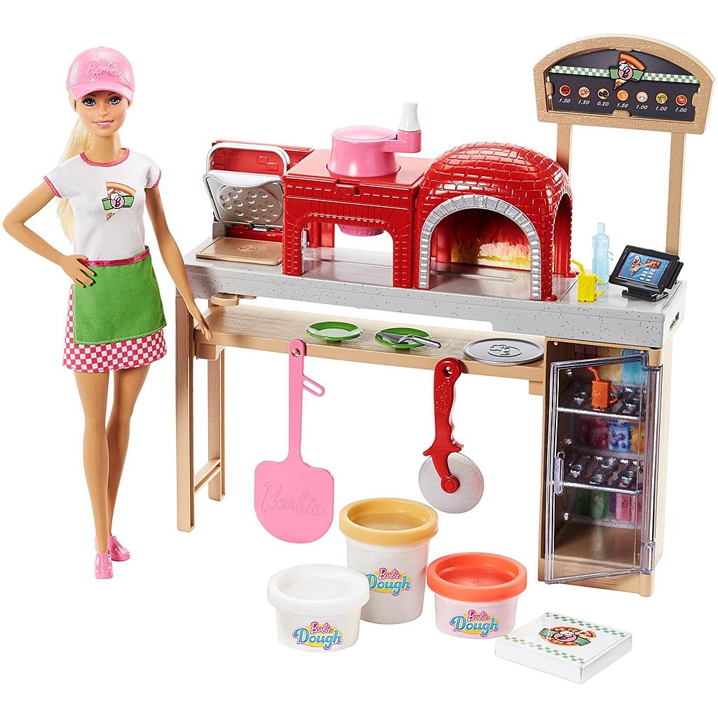 Barbie pizza chef