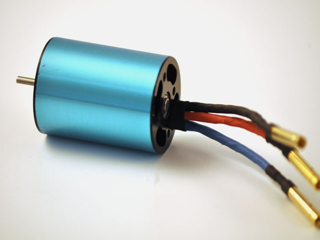 Motore brushless 3300 kw per auto in scala 1/10