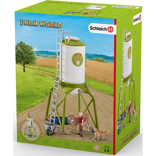 Silos con mangime per bovini e suini