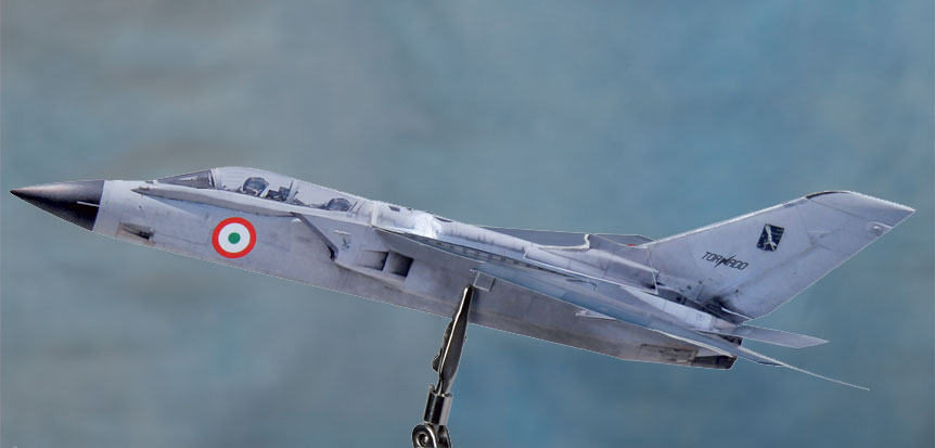 Tornado Mini paper planes