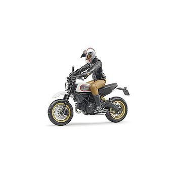 Scrambler Ducati Desert Sled con rider
