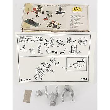 kit Pilota moto da corsa 1/24 dam models b
