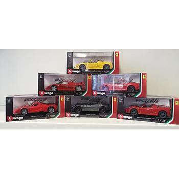 auto ferrari scala 1/32 assortite
